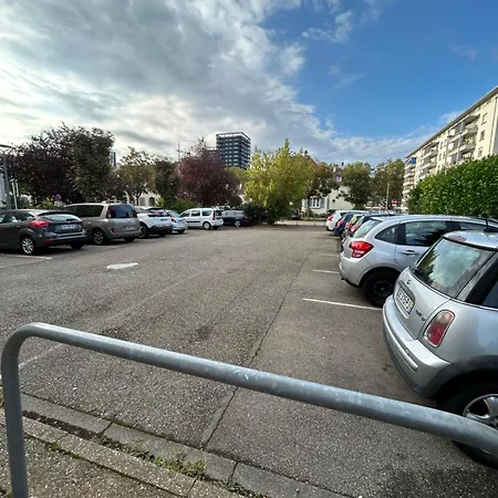 Appartement In Center Of & Free Parking *